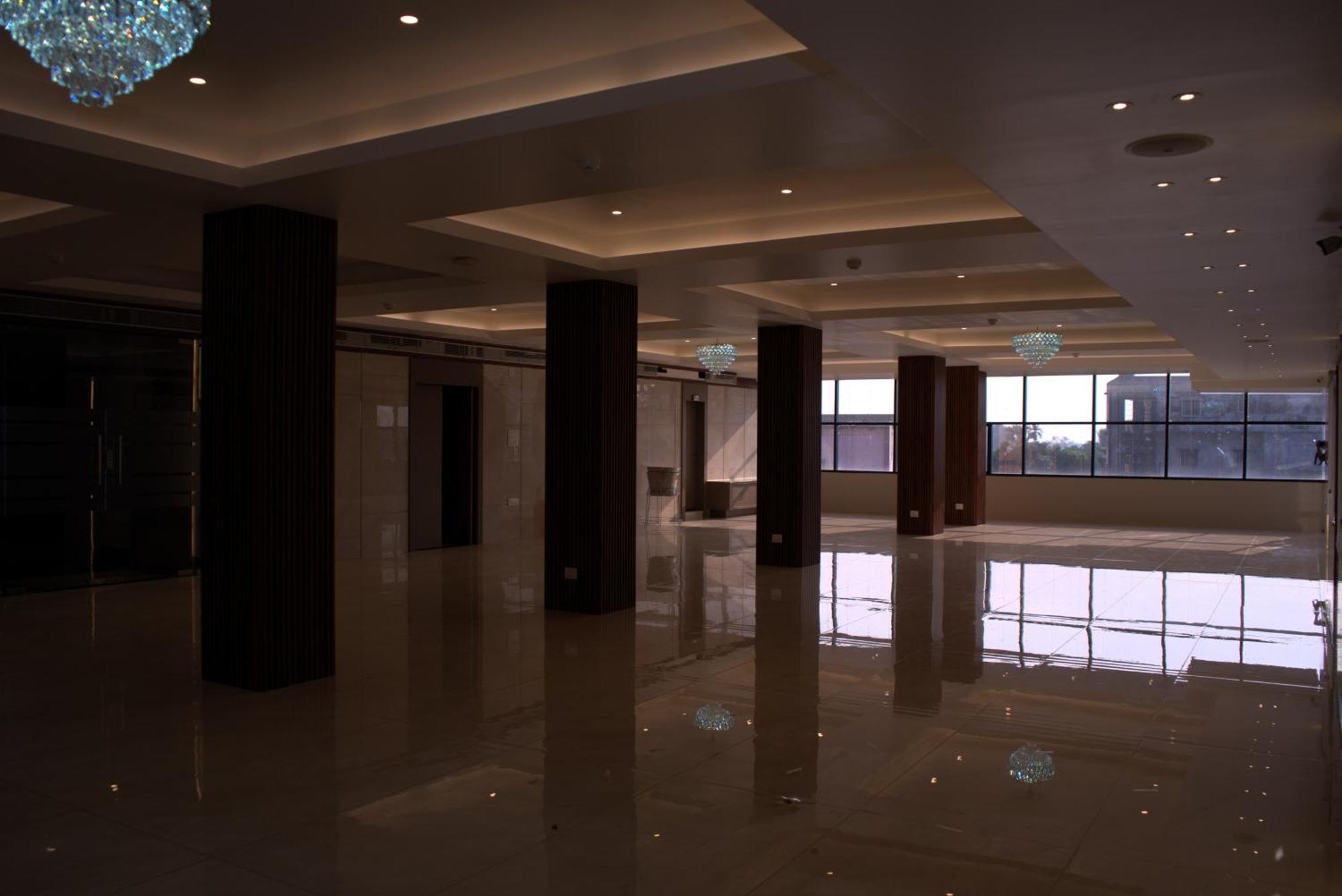 Kishanganj Hotel Tanisha מראה חיצוני תמונה